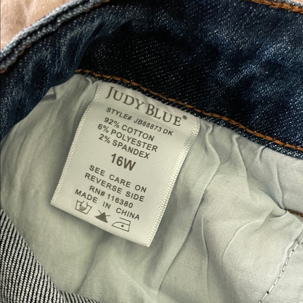 Judy Blue Wide Crop Medium Blue Denim Jeans - Picture 5 of 5
